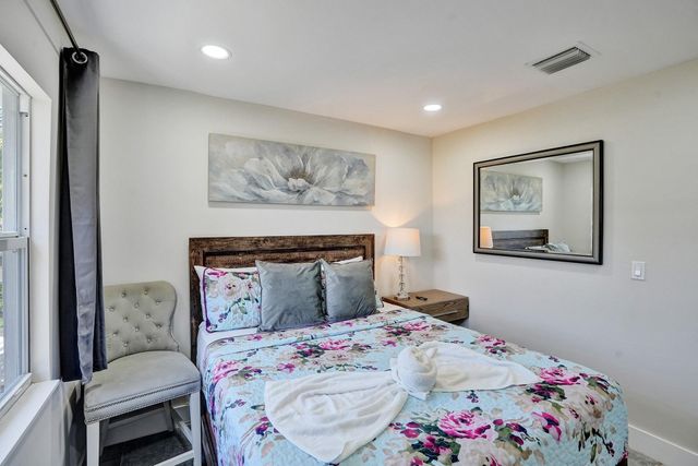 8047 NW 1st Place, Miami, FL 33150
