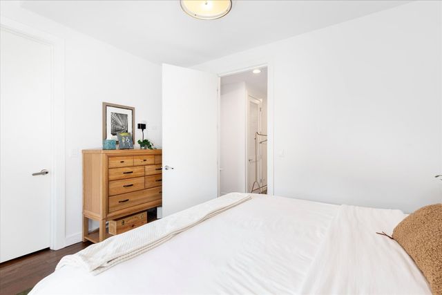 103 Home Avenue, Oak Park, IL 60302