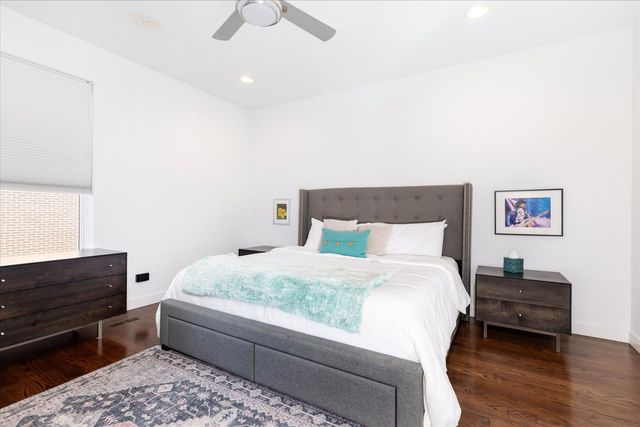 103 Home Avenue, Oak Park, IL 60302