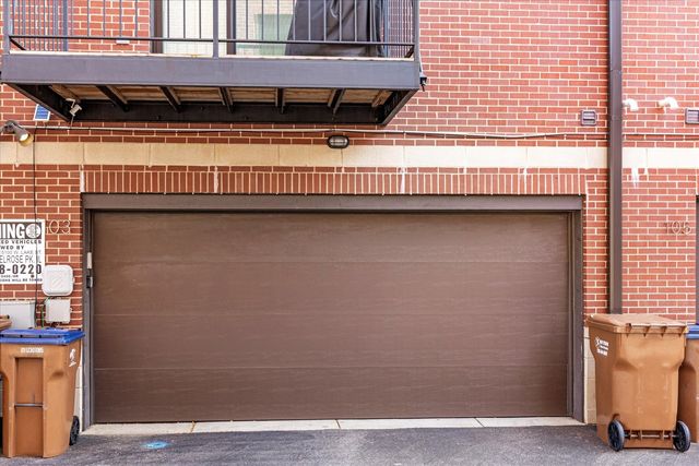 103 Home Avenue, Oak Park, IL 60302