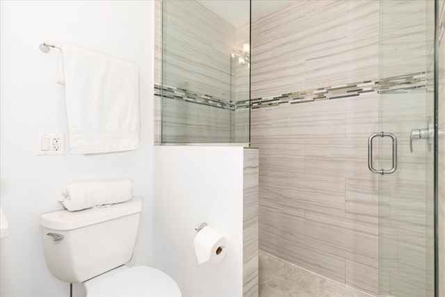 103 Home Avenue, Oak Park, IL 60302