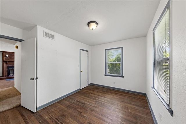 17214 Chula Vista Drive, Belton, MO 64012