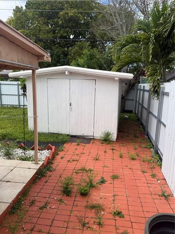 1935 SW 67th Ter 0, North Lauderdale, FL 33068