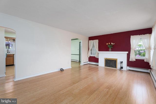 953 KLOCKNER RD, Hamilton, NJ 08619