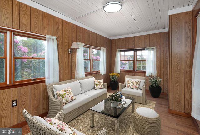 953 KLOCKNER RD, Hamilton, NJ 08619