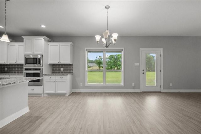 5000 Boreas Dr, Alvin, TX 77511