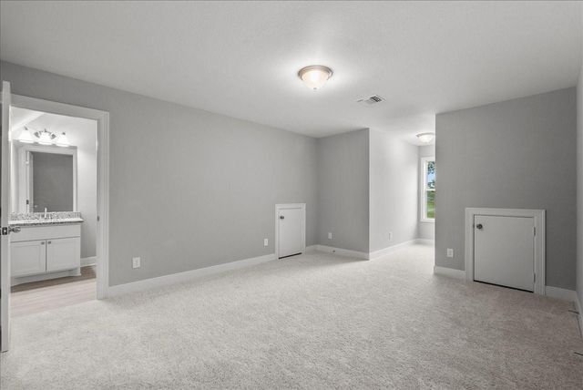 5000 Boreas Dr, Alvin, TX 77511