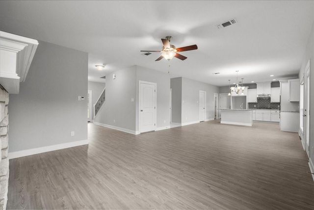 5000 Boreas Dr, Alvin, TX 77511