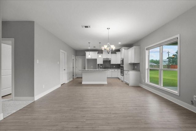 5000 Boreas Dr, Alvin, TX 77511