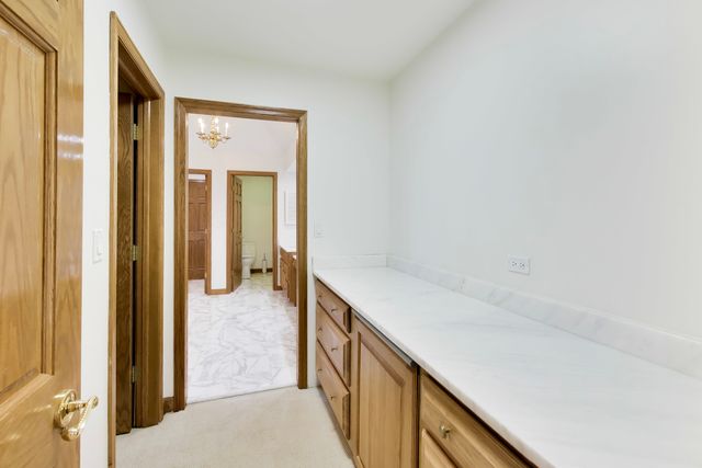 1400 Kurtis Lane, Lake Forest, IL 60045