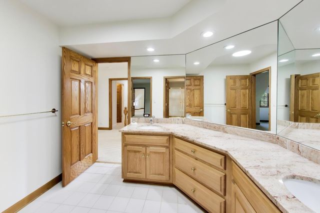 1400 Kurtis Lane, Lake Forest, IL 60045