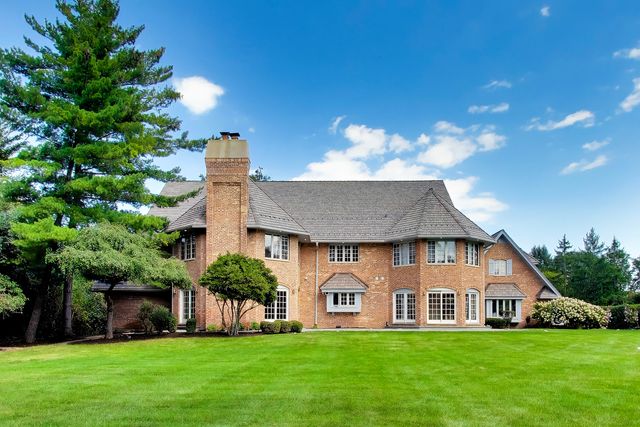 1400 Kurtis Lane, Lake Forest, IL 60045