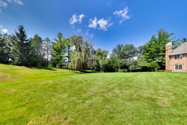 1400 Kurtis Lane, Lake Forest, IL 60045