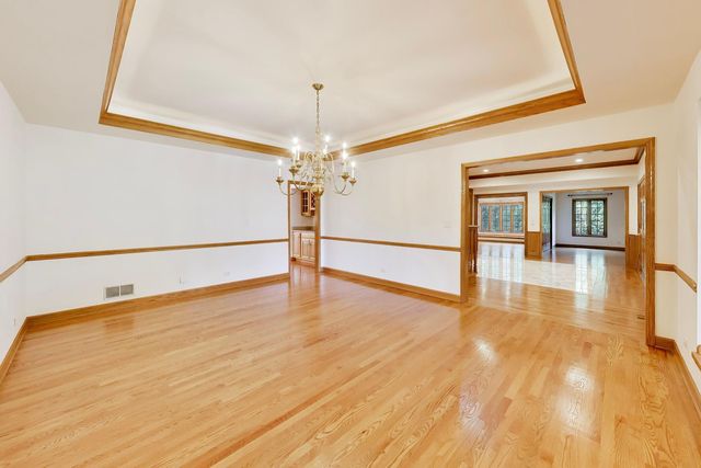 1400 Kurtis Lane, Lake Forest, IL 60045
