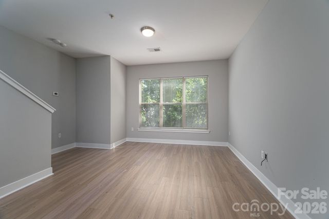 1012 Skyline View Way, Charlotte, NC 28204