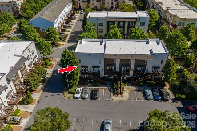 1012 Skyline View Way, Charlotte, NC 28204
