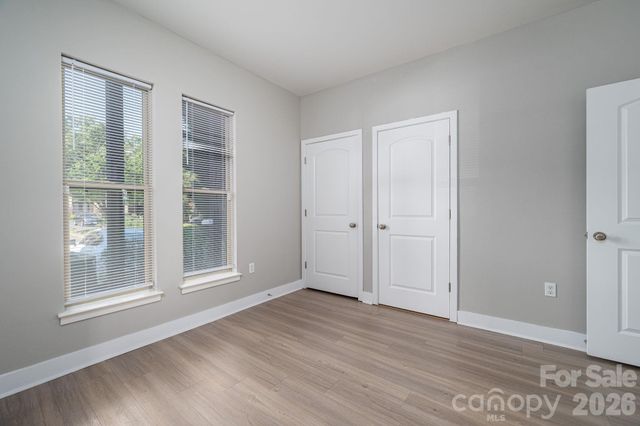 1012 Skyline View Way, Charlotte, NC 28204