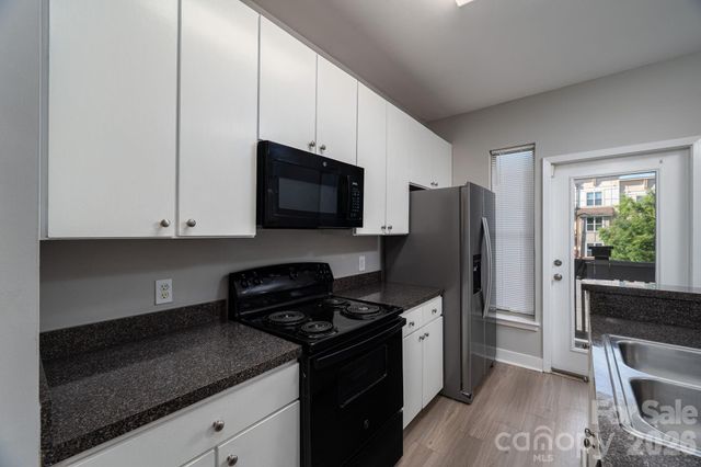 1012 Skyline View Way, Charlotte, NC 28204