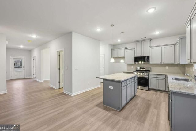 3705 Heron Creek Court, Loganville, GA 30052