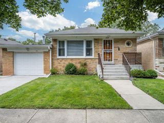 6308 N SPRINGFIELD Avenue, Chicago, IL 60659