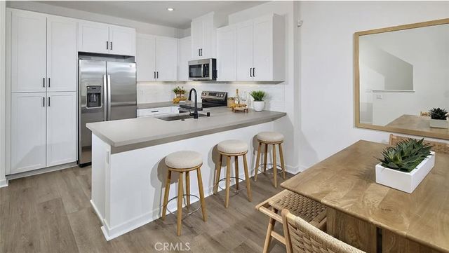 1307 W North Pinecrest Paseo, Ontario, CA 91762