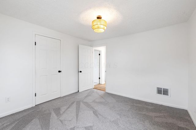 1381 Oakwood Avenue, Columbus, OH 43206