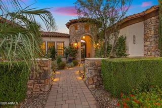 5740 S GEMSTONE Drive, Chandler, AZ 85249