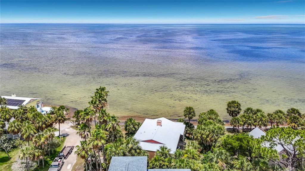 3447 BAYVIEW AVENUE, Weeki Wachee, FL 34607