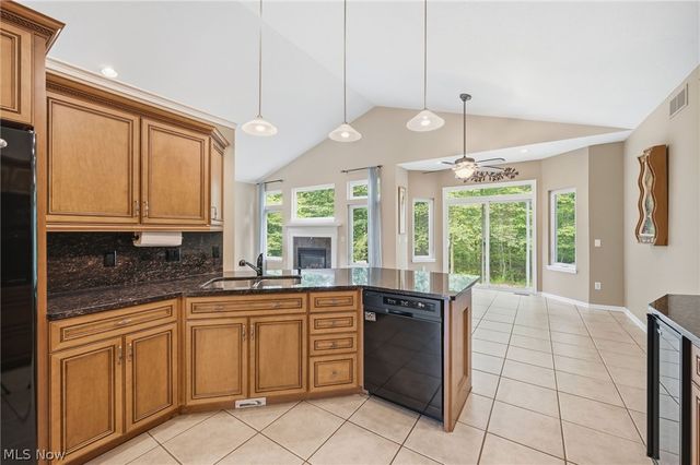 9628 Scottsdale Drive, Broadview Heights, OH 44147