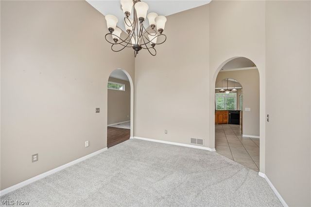9628 Scottsdale Drive, Broadview Heights, OH 44147