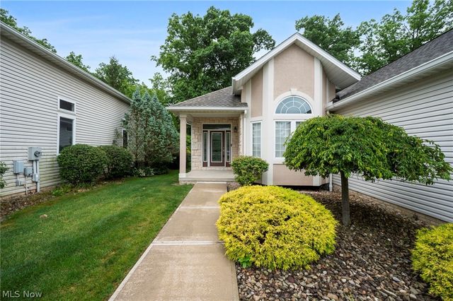 9628 Scottsdale Drive, Broadview Heights, OH 44147