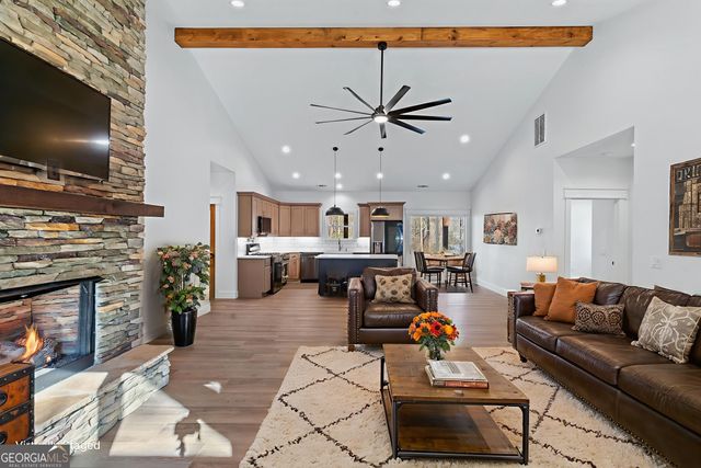 40 Huntington Ridge Road, Blairsville, GA 30512