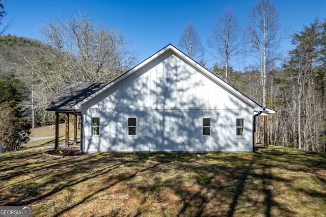 40 Huntington Ridge Road, Blairsville, GA 30512