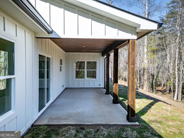40 Huntington Ridge Road, Blairsville, GA 30512