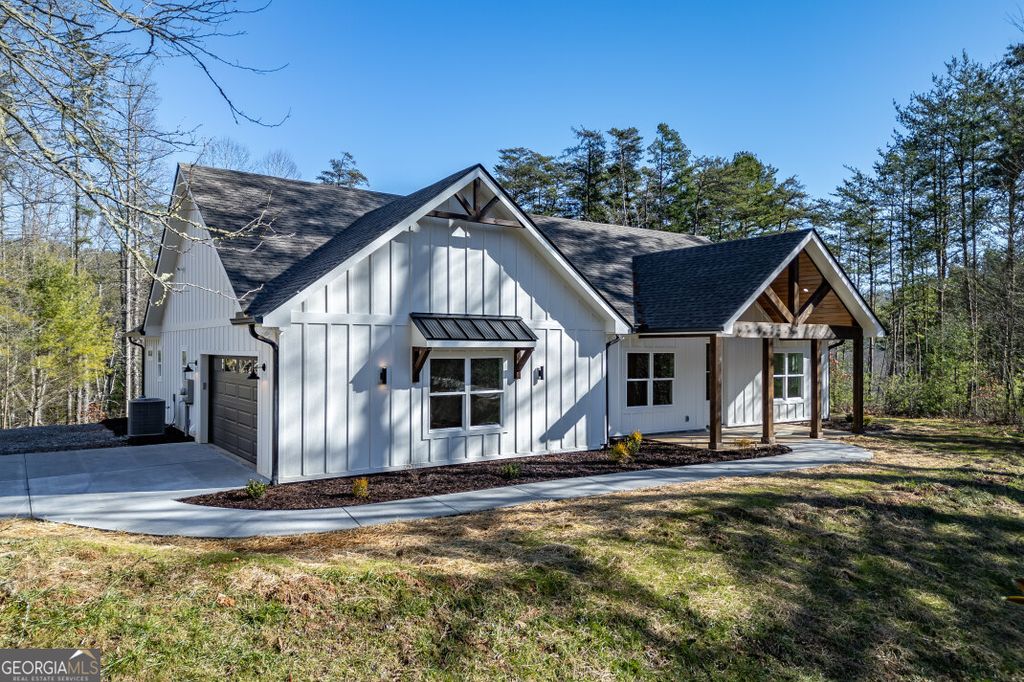 40 Huntington Ridge Road, Blairsville, GA 30512