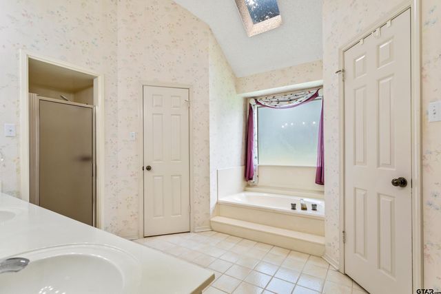 705 Cedar Creek, Tyler, TX 75703