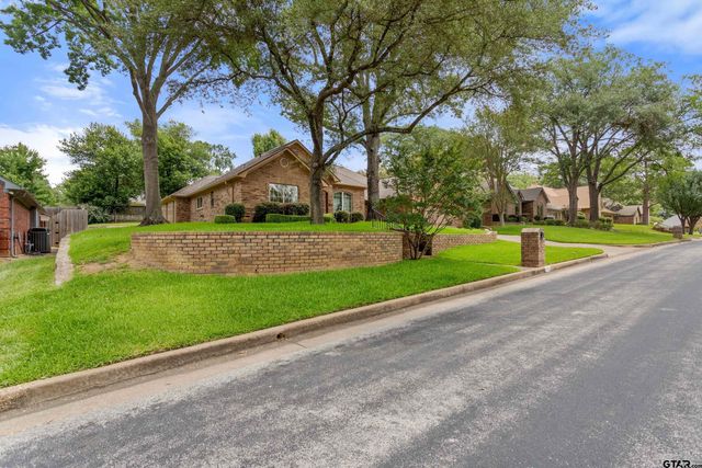 705 Cedar Creek, Tyler, TX 75703