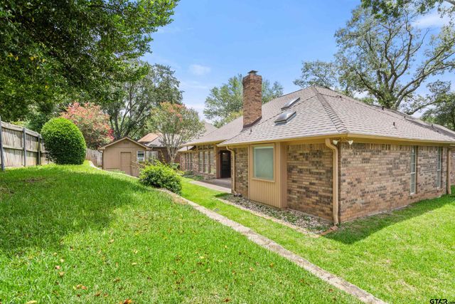 705 Cedar Creek, Tyler, TX 75703