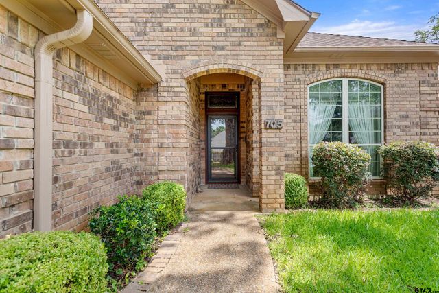 705 Cedar Creek, Tyler, TX 75703