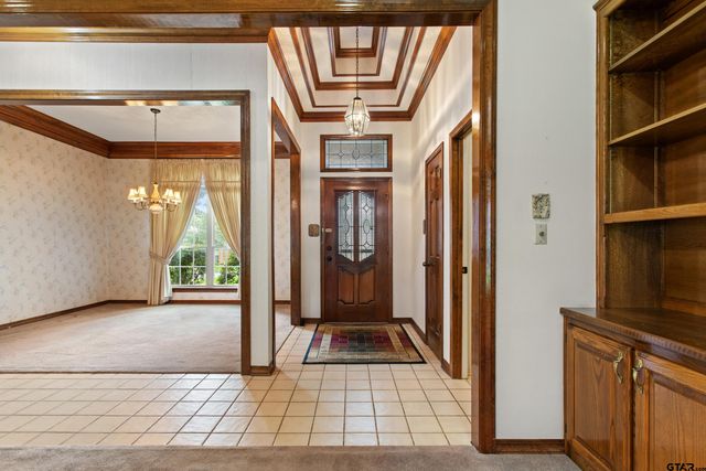 705 Cedar Creek, Tyler, TX 75703