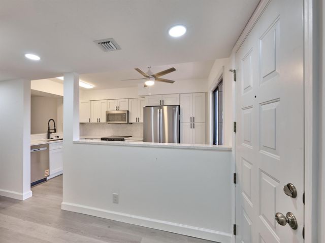 6193 Pointe Regal Circle 306, Delray Beach, FL 33484