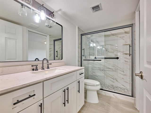 6193 Pointe Regal Circle 306, Delray Beach, FL 33484