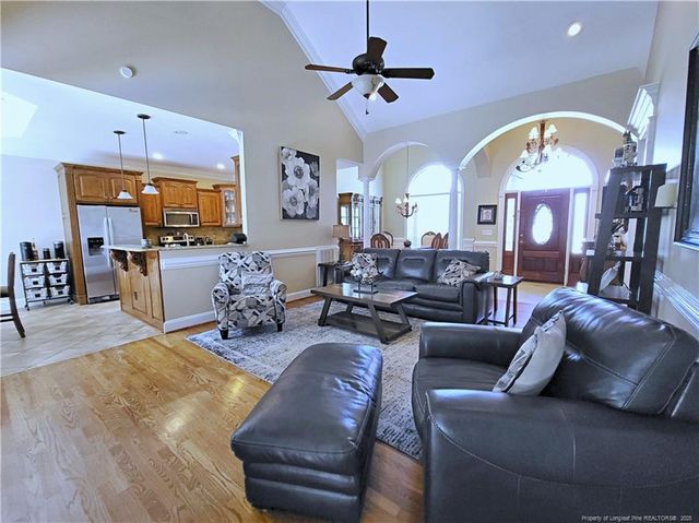 334 St Thomas Road, Fayetteville, NC 28311
