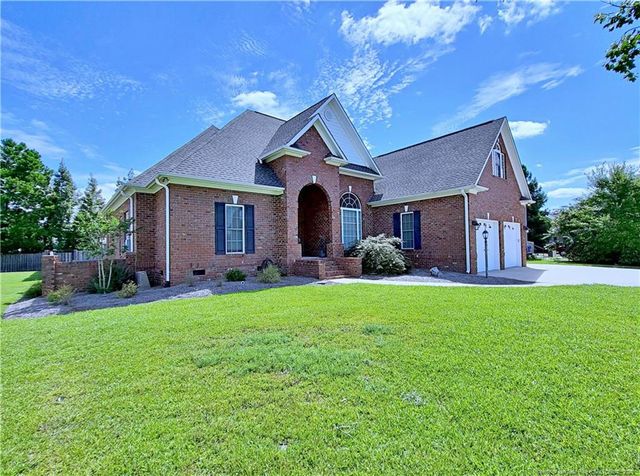 334 St Thomas Road, Fayetteville, NC 28311