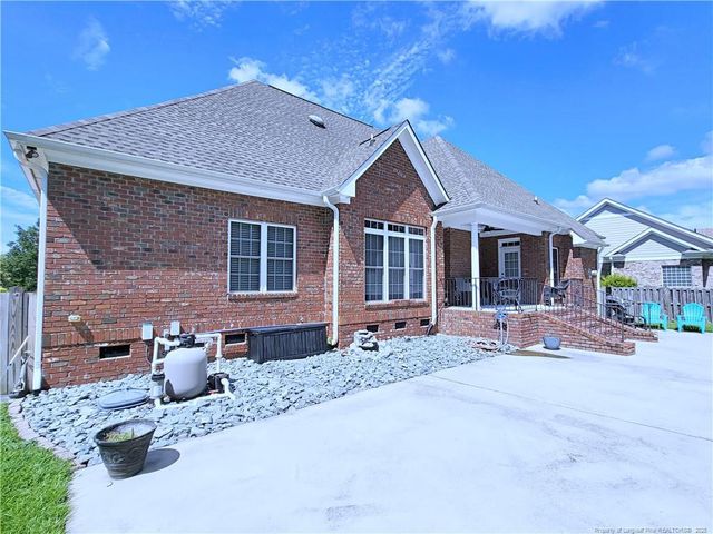 334 St Thomas Road, Fayetteville, NC 28311
