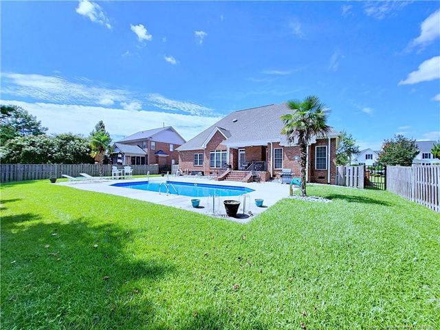 334 St Thomas Road, Fayetteville, NC 28311