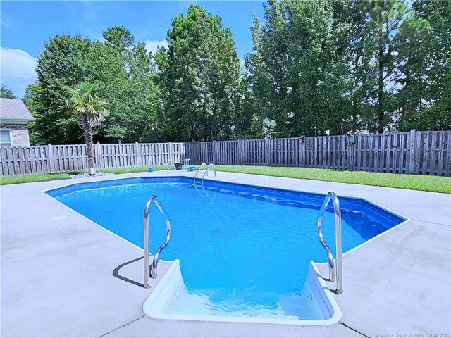 334 St Thomas Road, Fayetteville, NC 28311