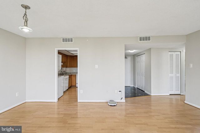 6301 STEVENSON AVE #705, Alexandria, VA 22304