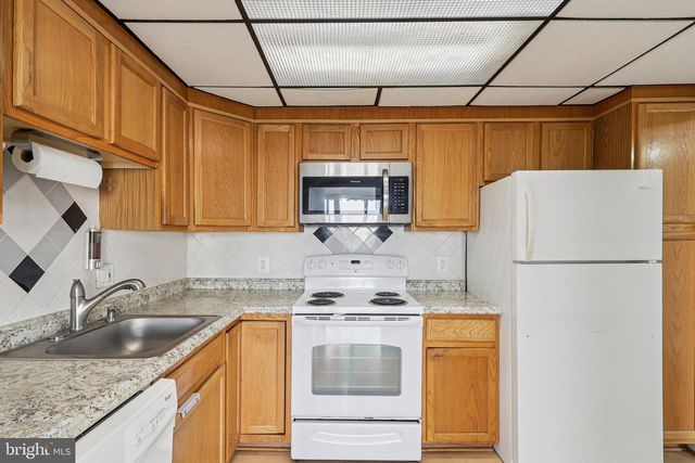 6301 STEVENSON AVE #705, Alexandria, VA 22304