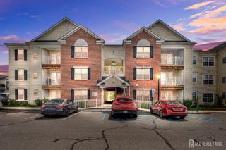 914 Cedar Court, New Brunswick, NJ 08901
